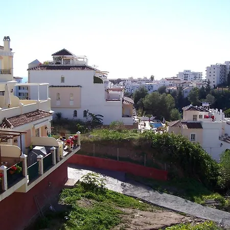 Superior Family Town Centre Close To In Peaceful Residential Zone *