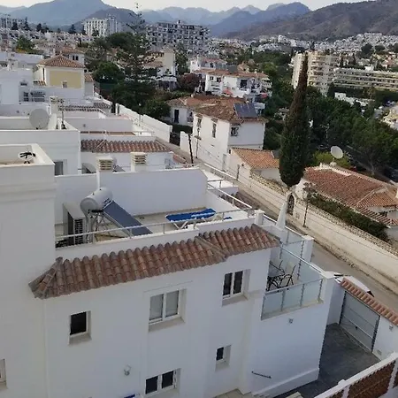 Superior Family Town Centre Close To In Peaceful Residential Zone